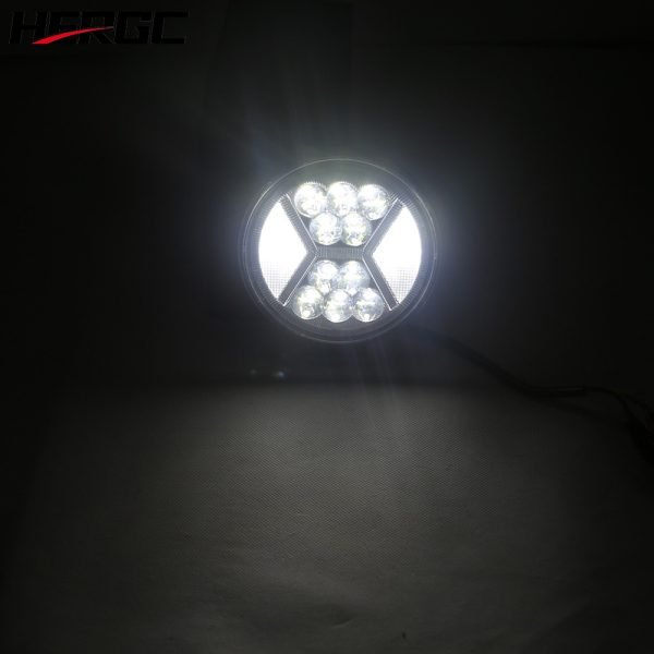 HERGC 4'' 132W 3030Chips Car Round LED Work Light with Aperture Flashing Off-road Spotlight
